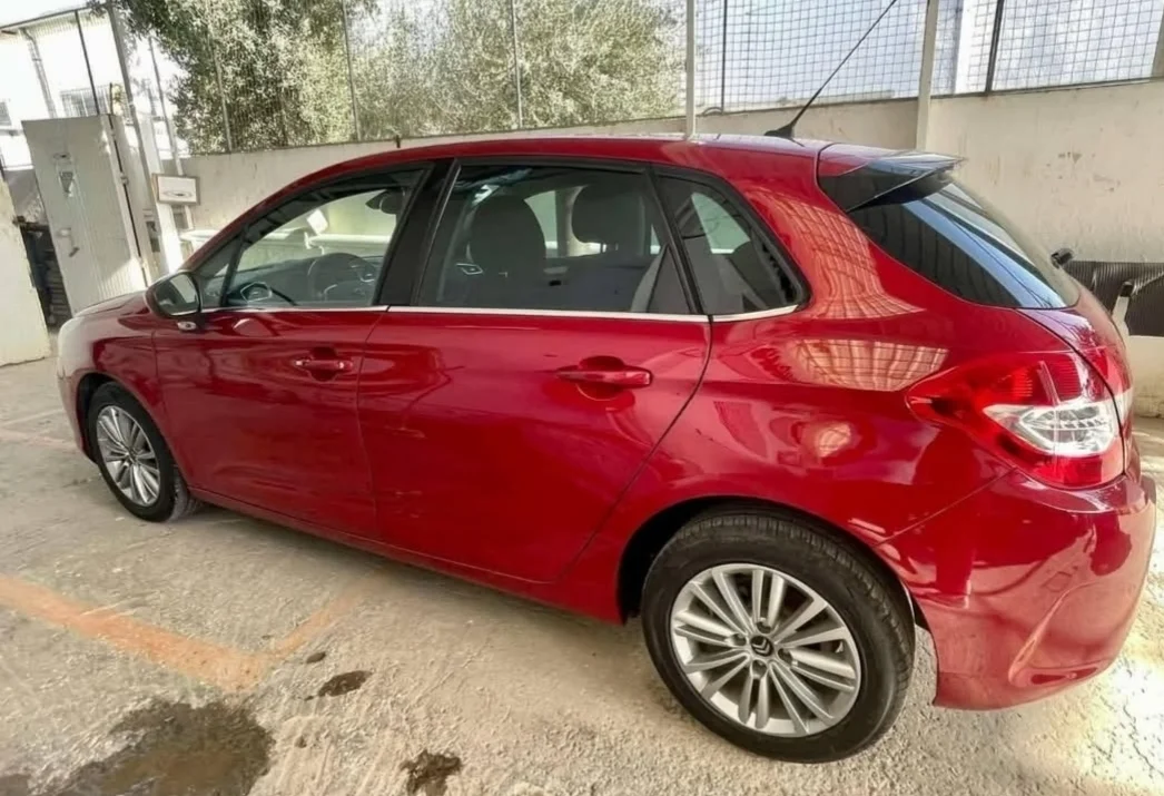 Citroen C4 - Photo 4