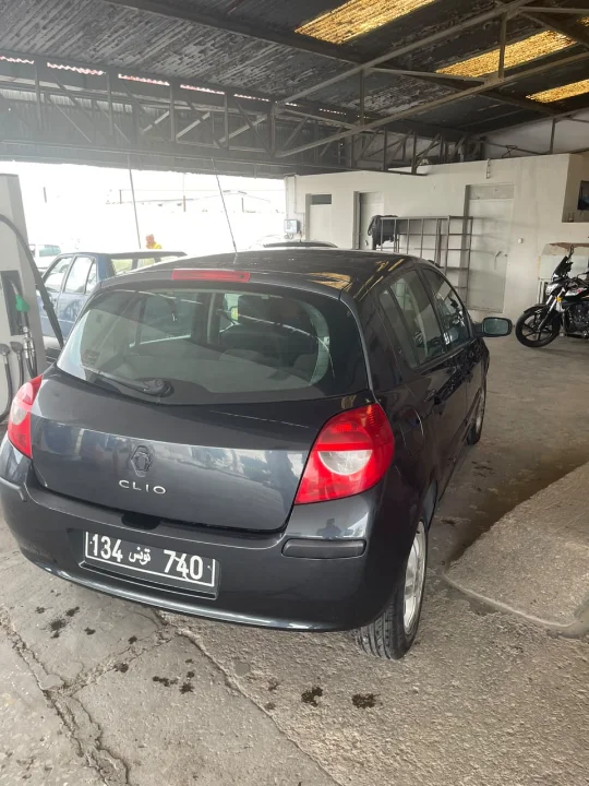 Renault Clio - Photo 4