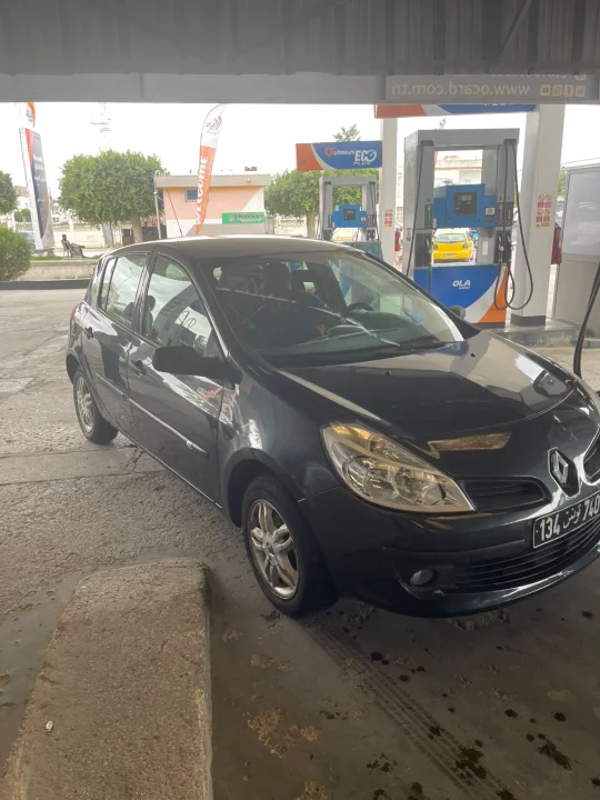 Renault Clio - Photo 2