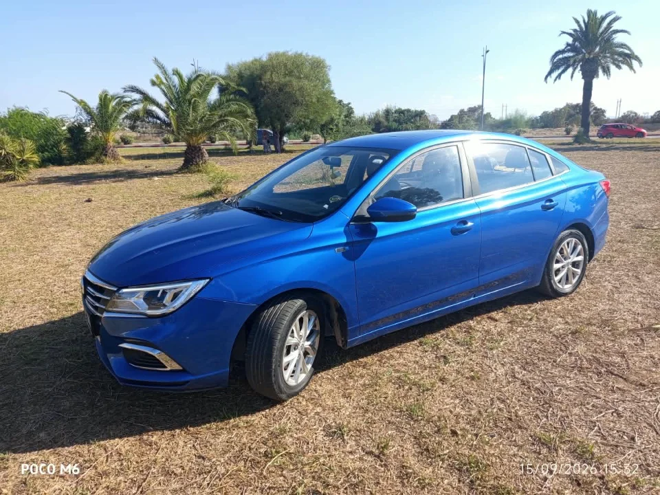 MG MG 5 - Photo 10