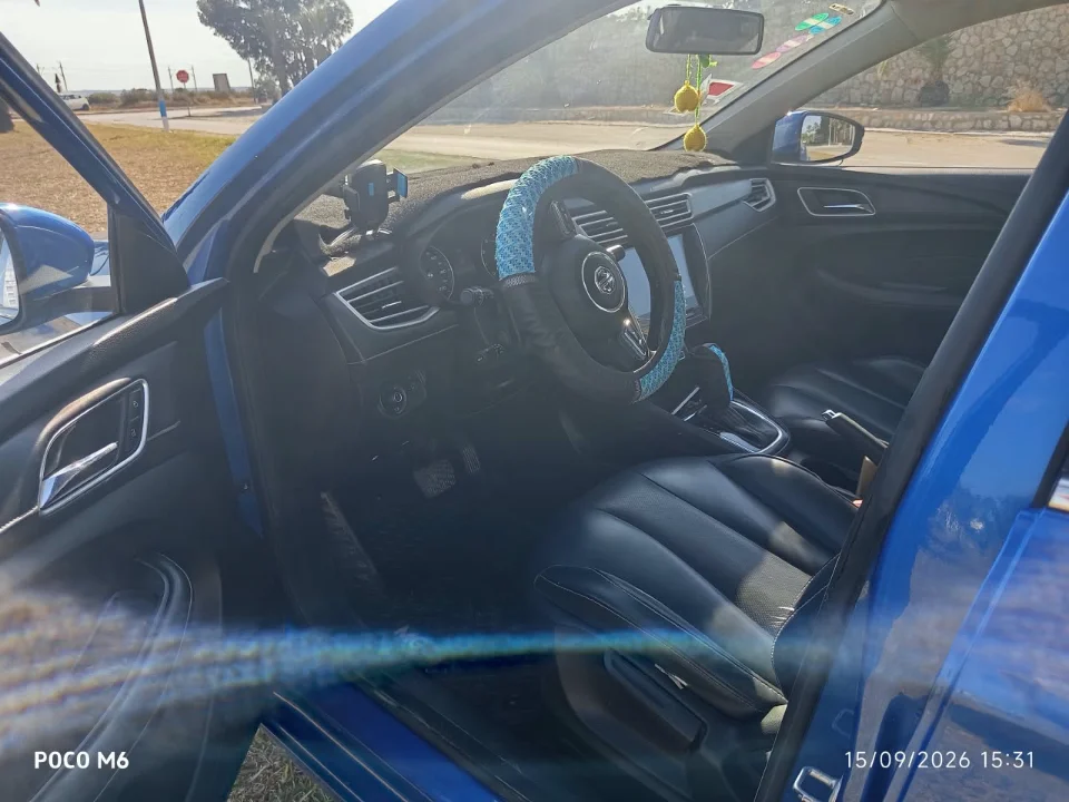 MG MG 5 - Photo 7
