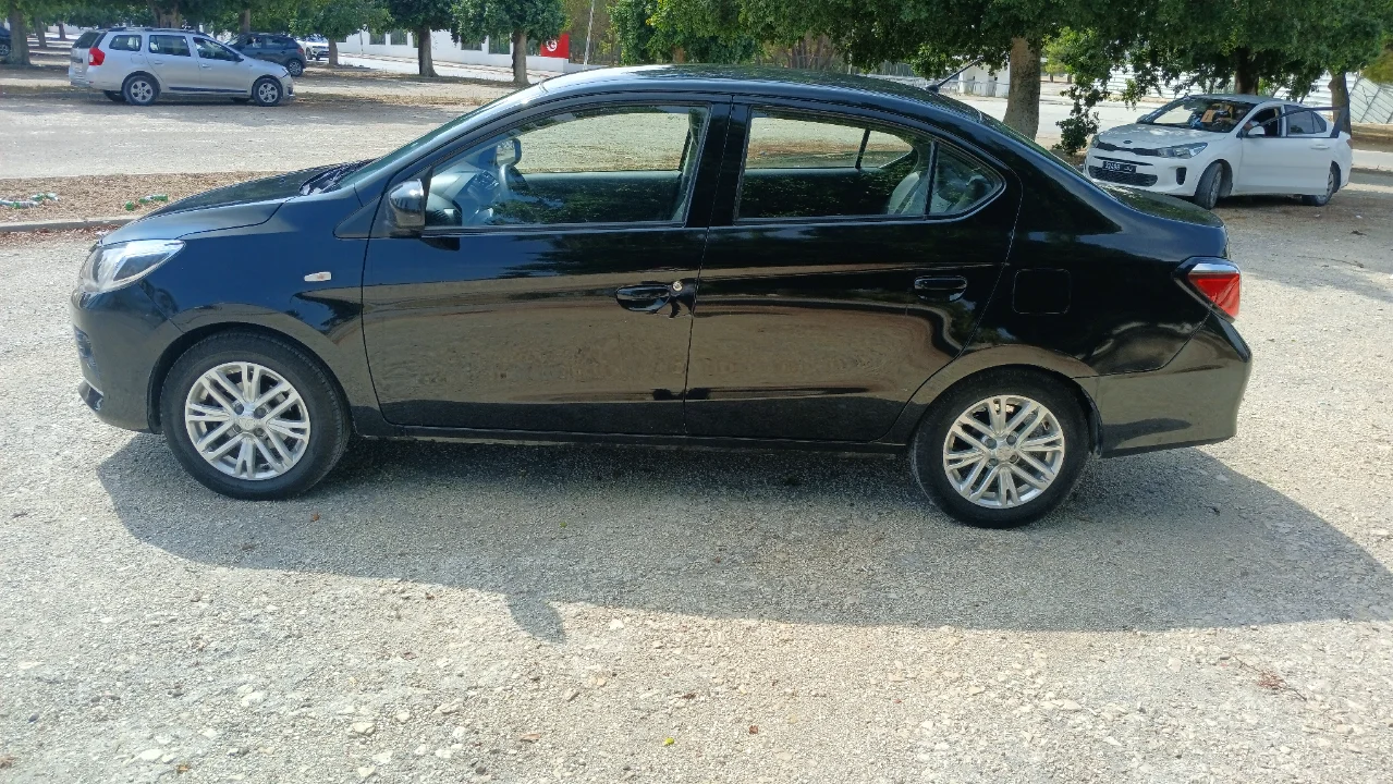 Mitsubishi Autres - Photo 11