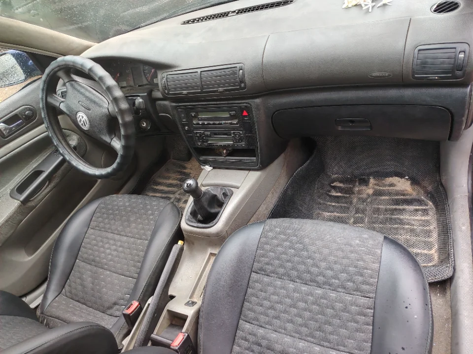 Volkswagen Passat - Photo 5
