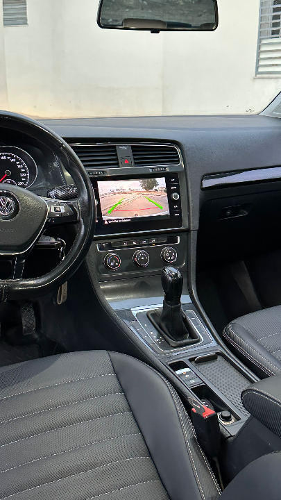 Volkswagen Golf - Photo 2