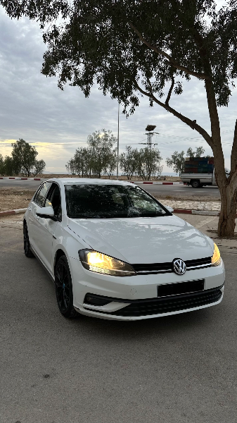 Volkswagen Golf 2020 Essence