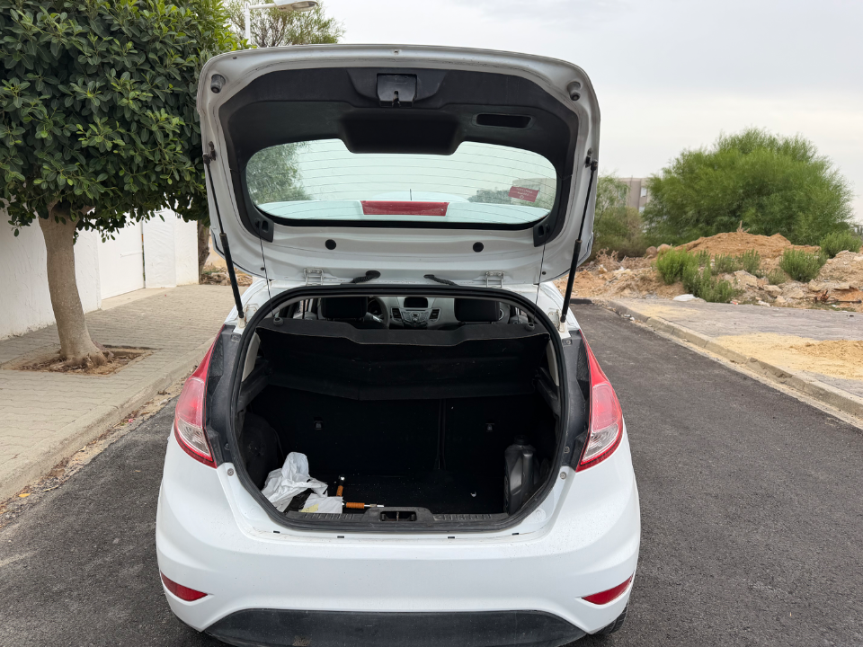 Ford FIESTA - Photo 3