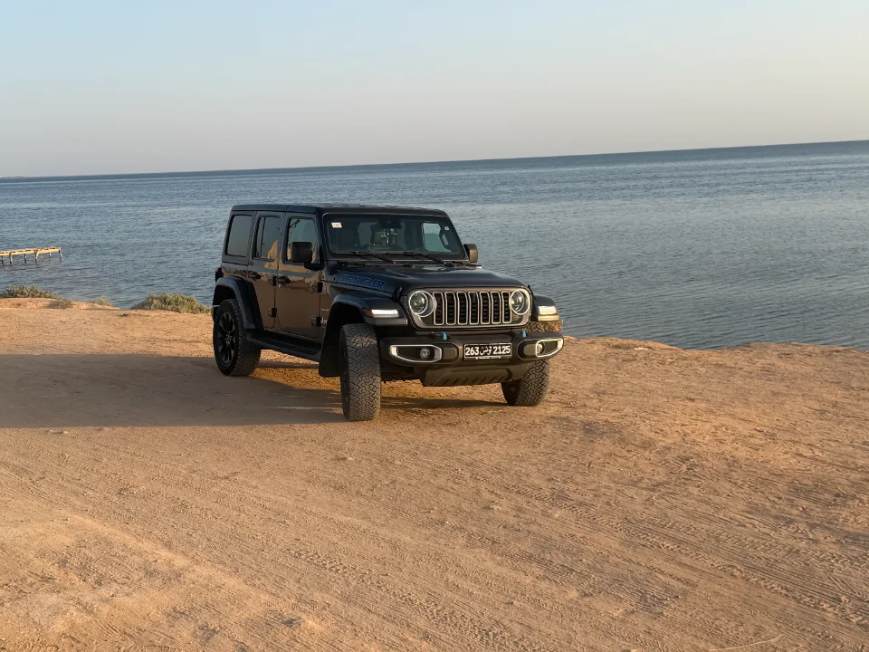 Jeep WRANGLER - Photo 12