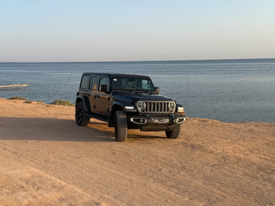 Jeep WRANGLER - Photo 11