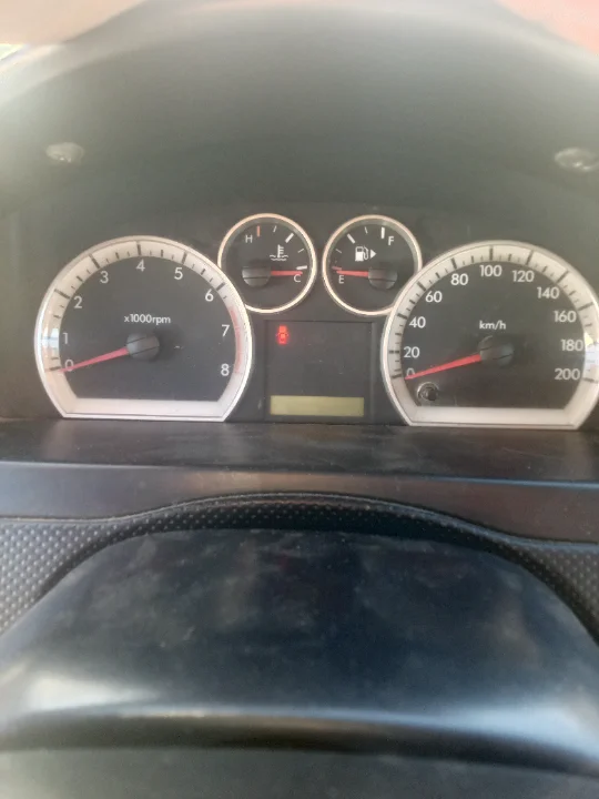 Chevrolet AVEO - Photo 5
