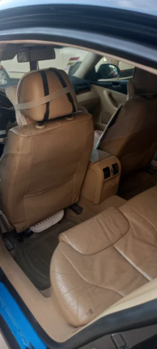 Volkswagen Passat - Photo 2