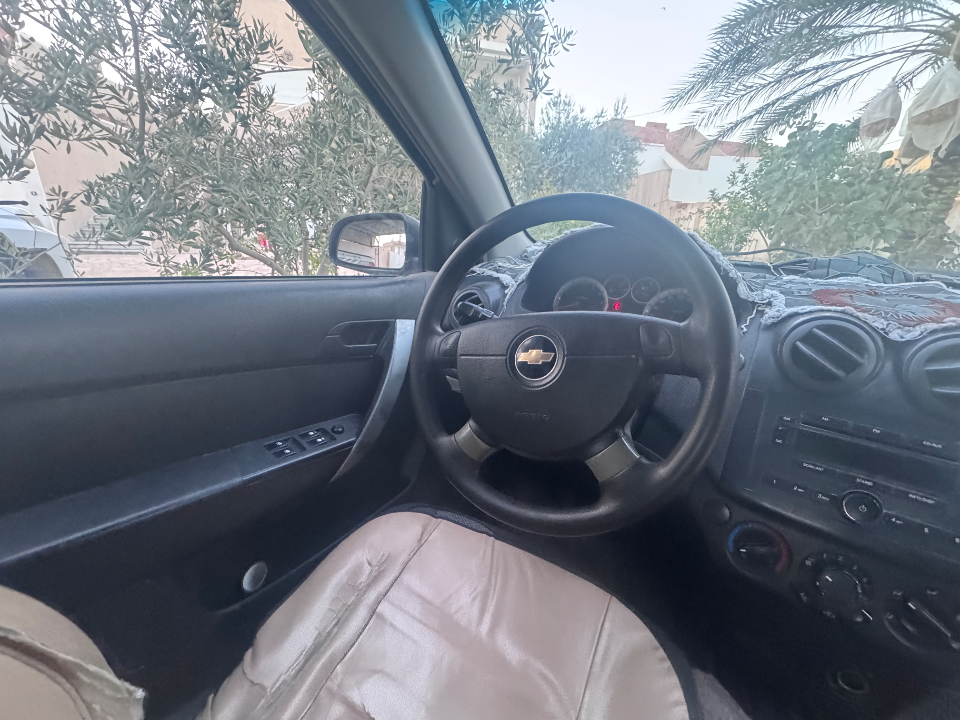 Chevrolet AVEO - Photo 6