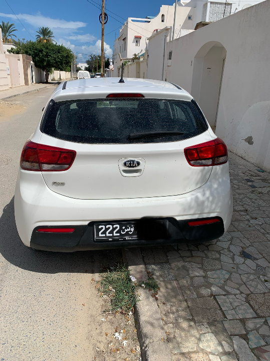 Kia RIO - Photo 7