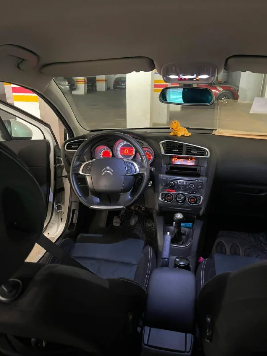 Citroen C4 - Photo 10