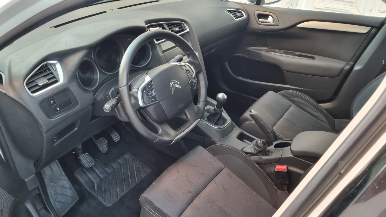 Citroen C4 - Photo 7