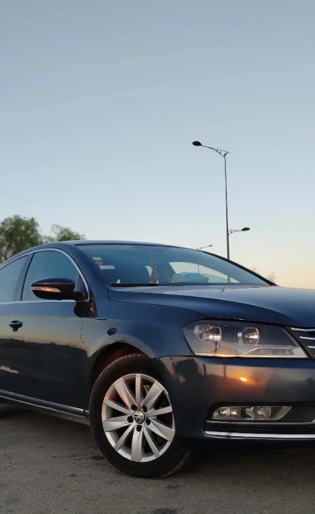 Volkswagen Passat - Photo 5