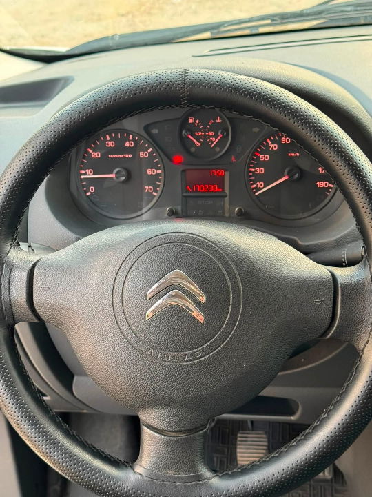 Citroen BERLINGO - Photo 4