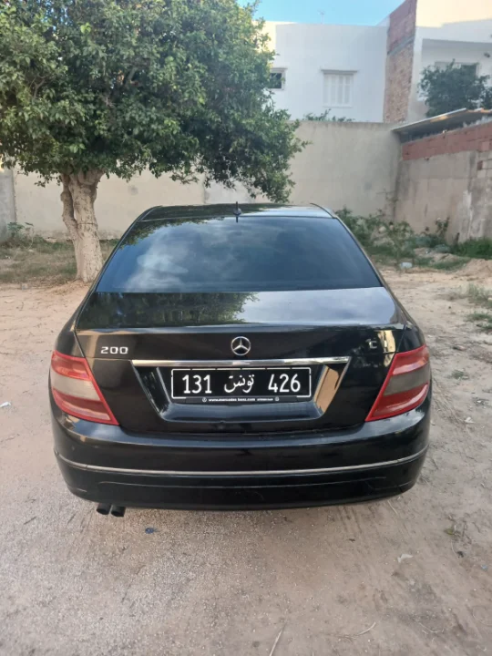 Mercedes 200 - Photo 7