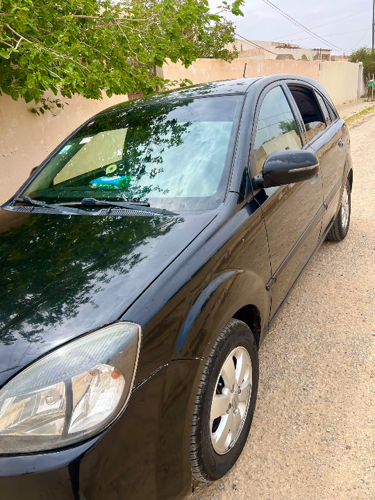 Kia RIO - Photo 3