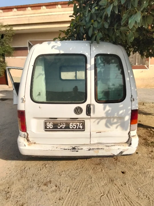 Volkswagen Caddy - Photo 2