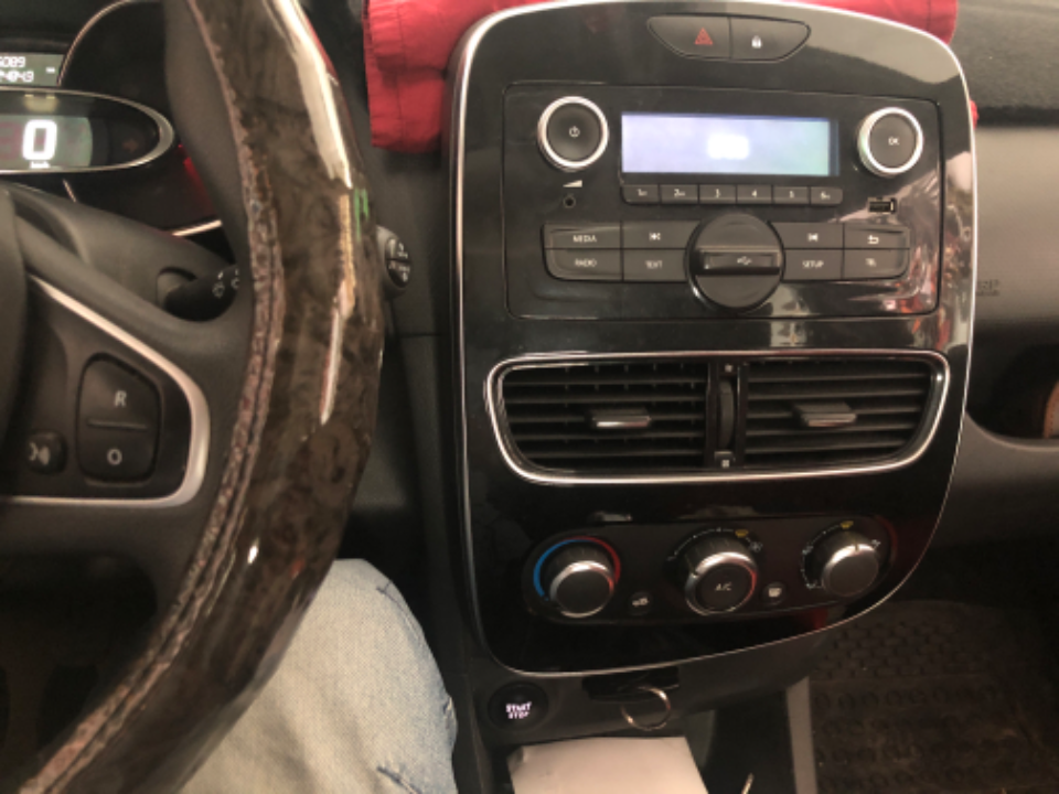 Renault Clio - Photo 3