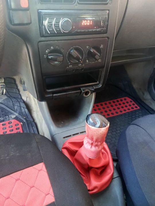 Volkswagen Polo - Photo 8