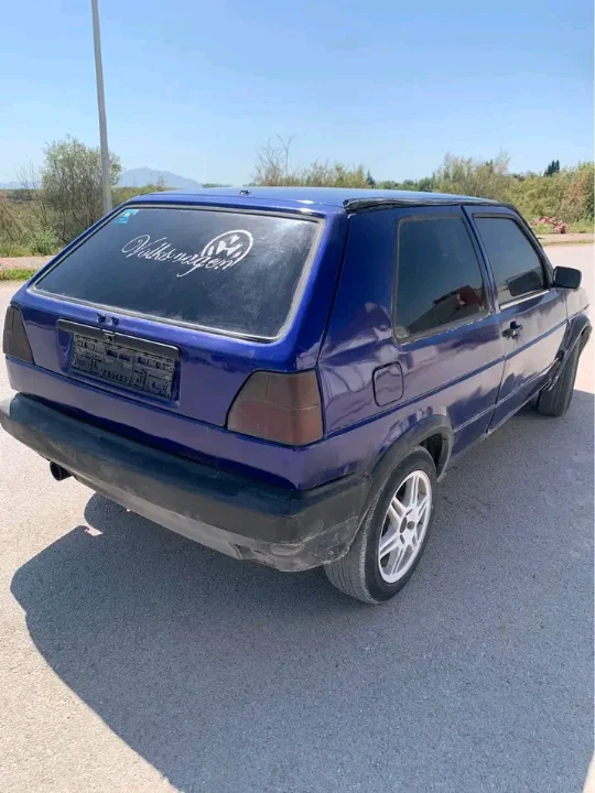Volkswagen Golf - Photo 2