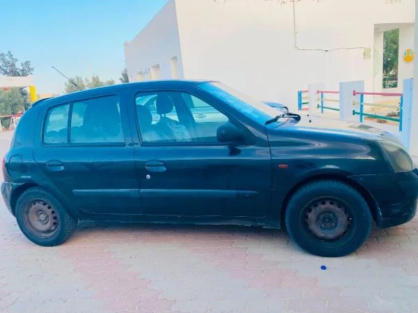 Renault Clio - Photo 3