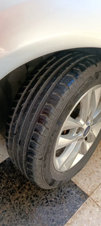 Ford MONDEO - Photo 4