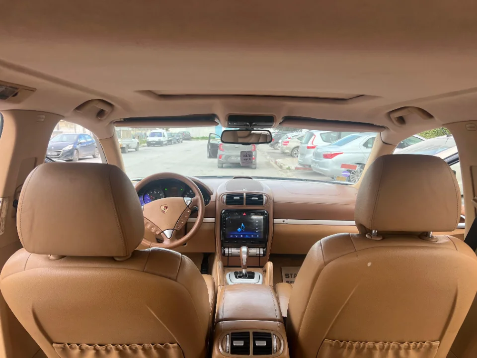 Porsche Cayenne - Photo 4