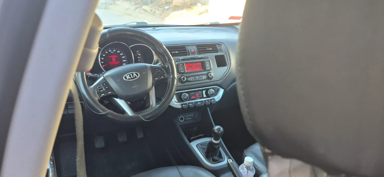 Kia RIO - Photo 2