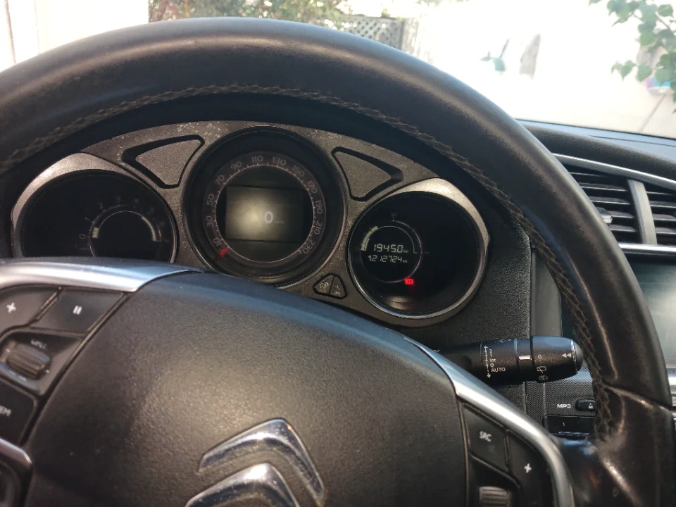 Citroen C4 - Photo 3