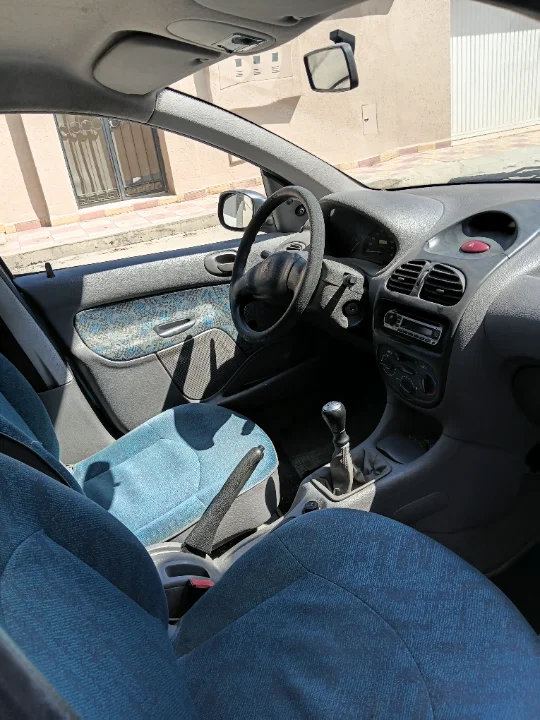Peugeot 206 - Photo 6