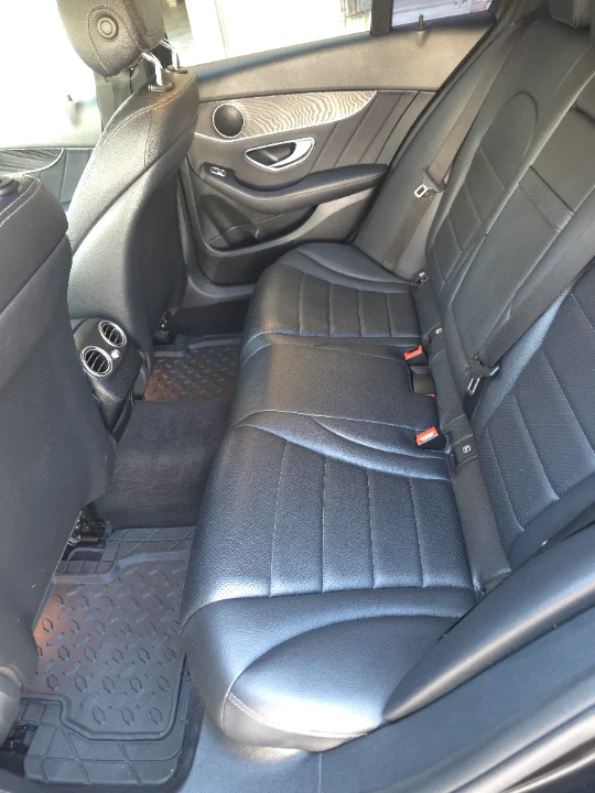 Mercedes 190-series - Photo 5