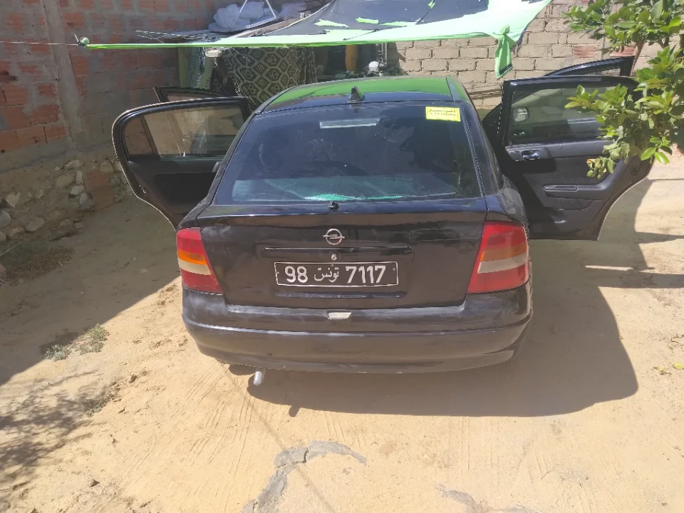 Opel Astra - Photo 4