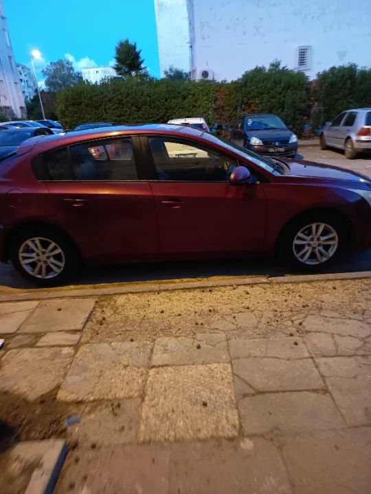 Chevrolet CRUZE - Photo 3