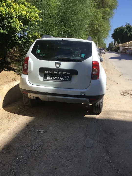 Dacia DUSTER - Photo 2