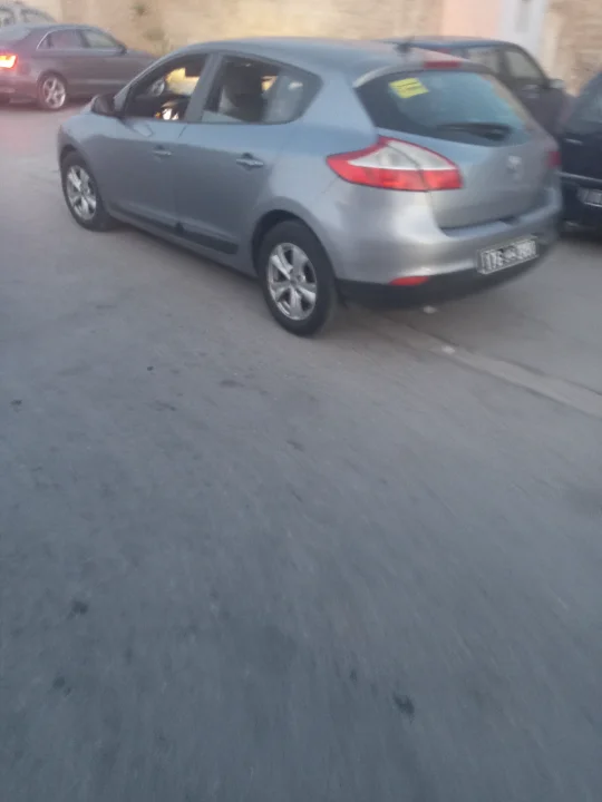 Renault Megane - Photo 11