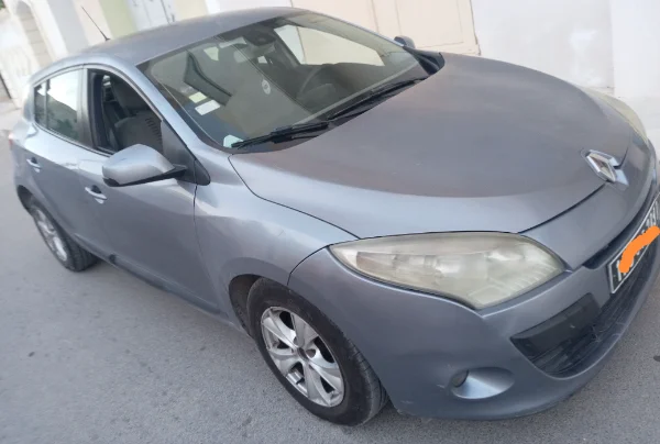 Renault Megane - Photo 6