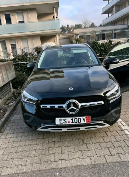 MercedesGLA e. Diwena 5alsa 