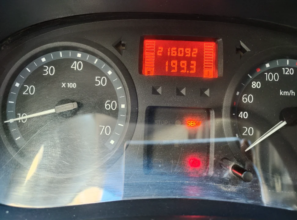Renault Clio - Photo 3