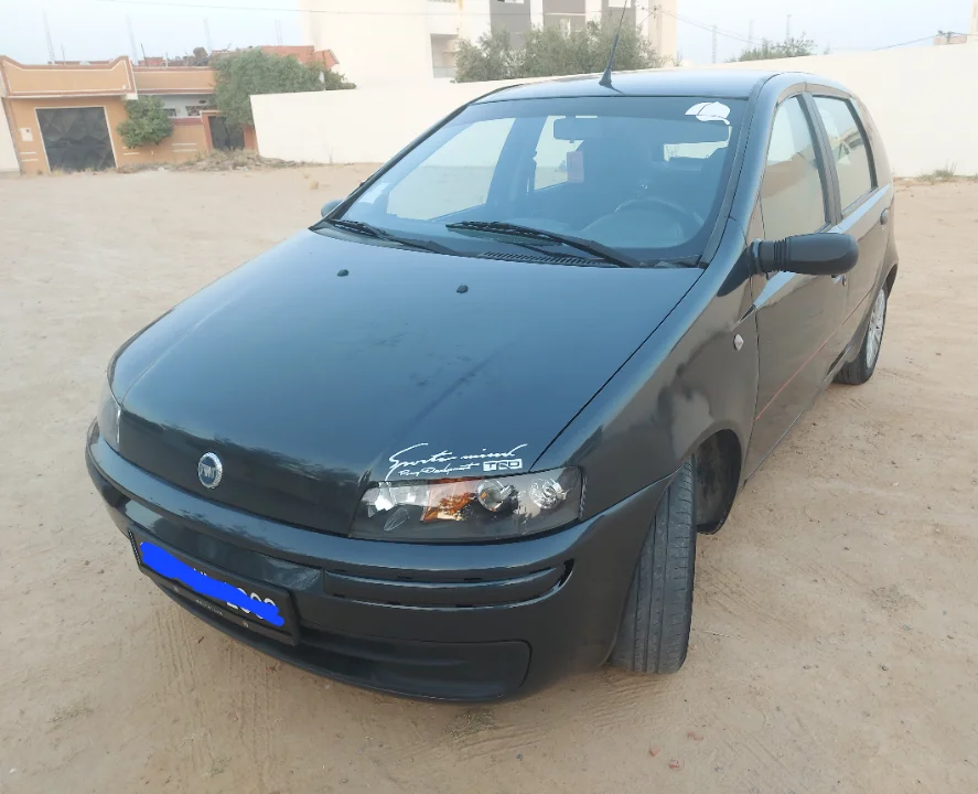 Fiat PUNTO - Photo 7