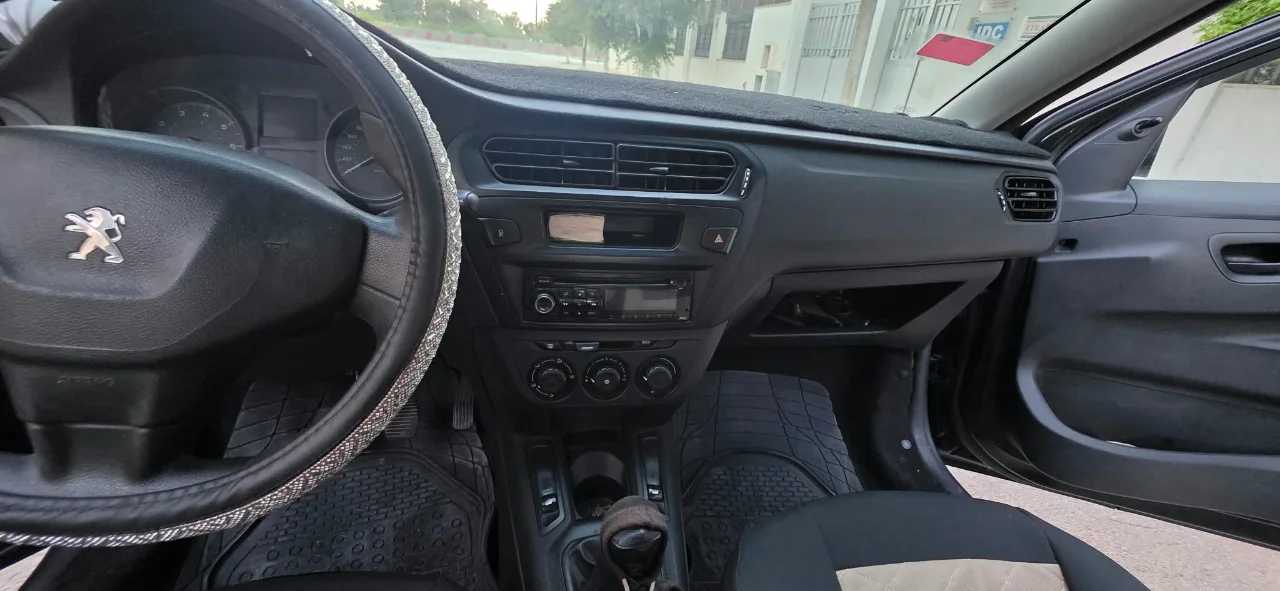 Peugeot 301 - Photo 6