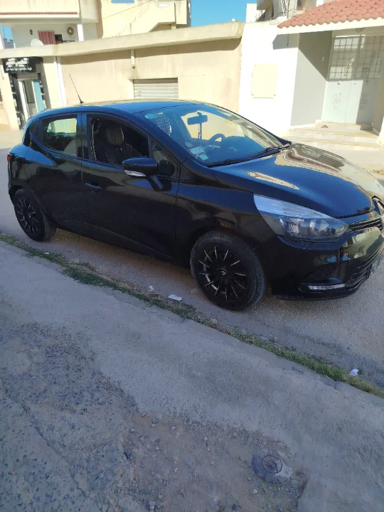 Renault Clio - Photo 7