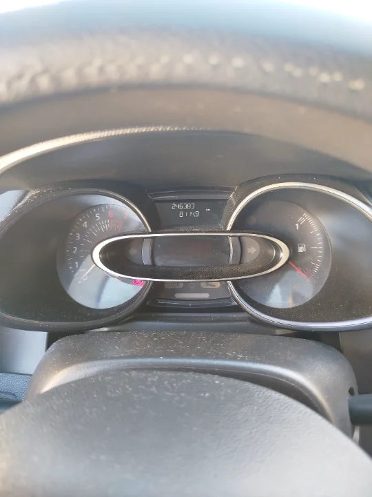 Renault Clio - Photo 4
