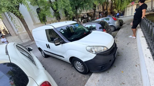 Fiat DOBLO - Photo 5