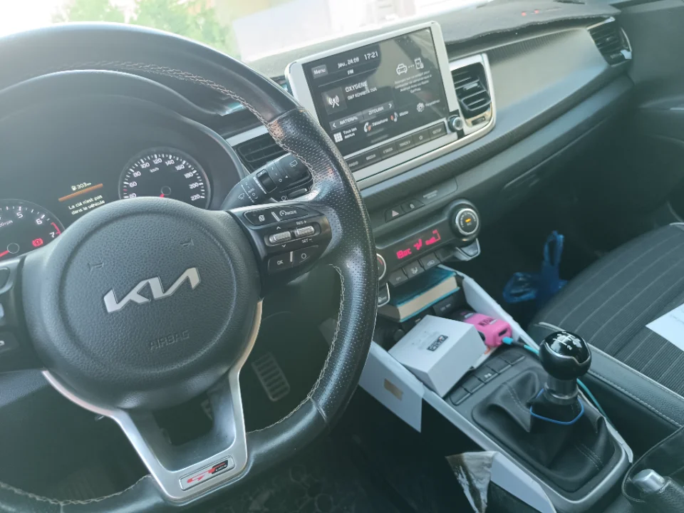 Kia RIO - Photo 6