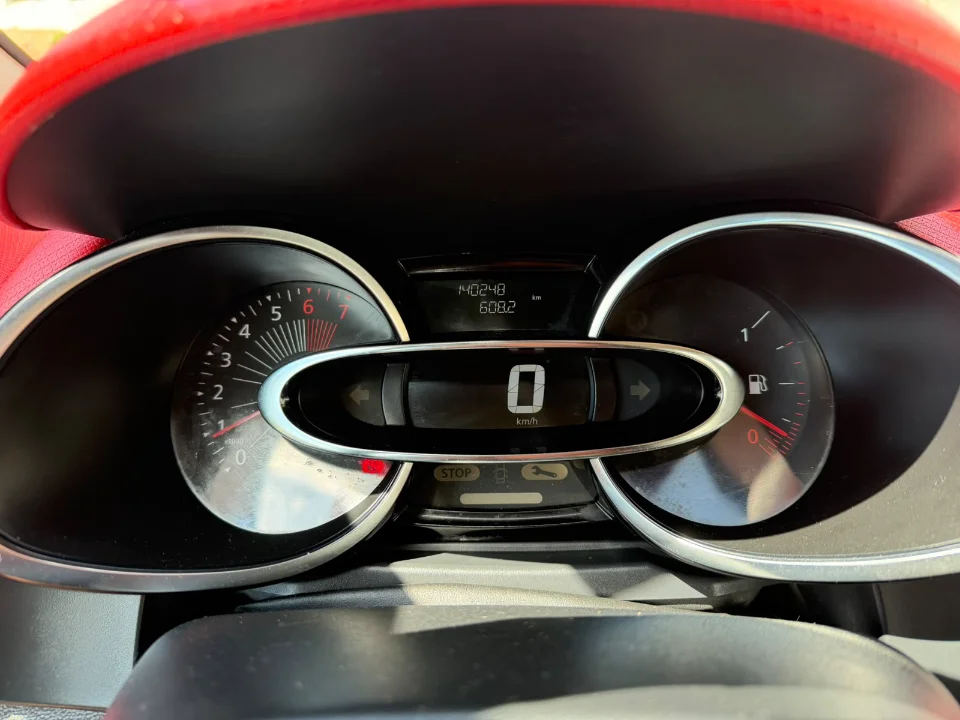 Renault Clio - Photo 2