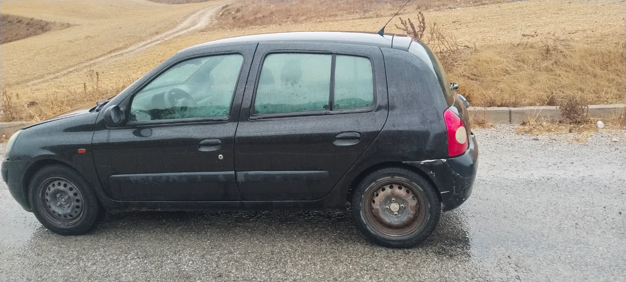 Renault Clio - Photo 3