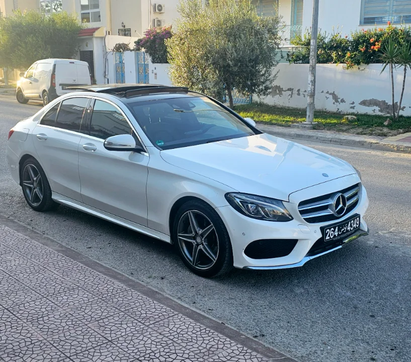 Mercedes 200 - Photo 12