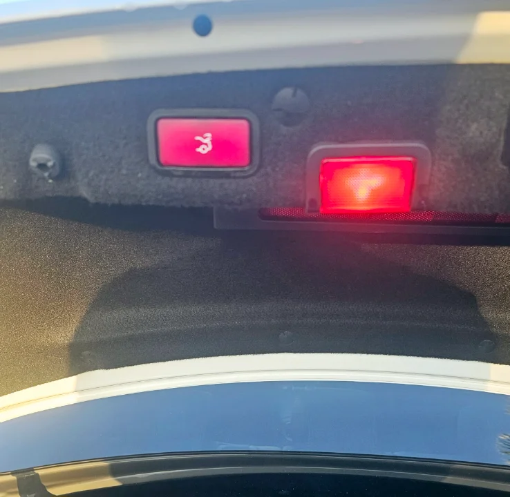 Mercedes 200 - Photo 9